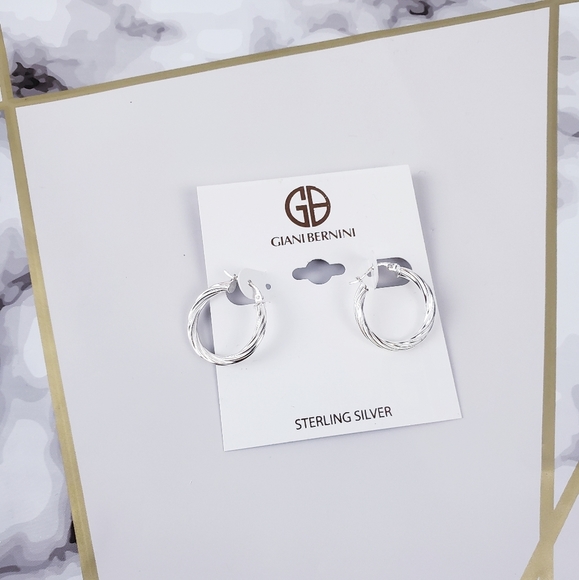 Giani bernini Sterling silver twisted hoop earring